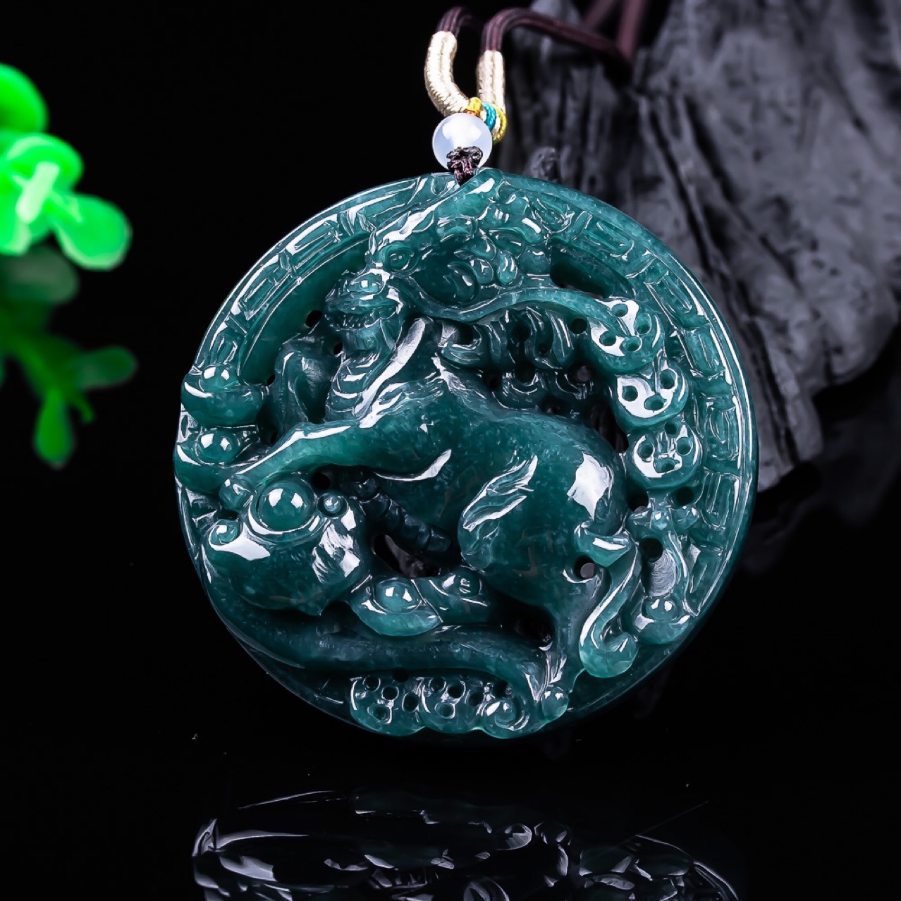 Women'S Fashion Gifts - Burmese Jadeite Dragon Pendant Gemstone Real