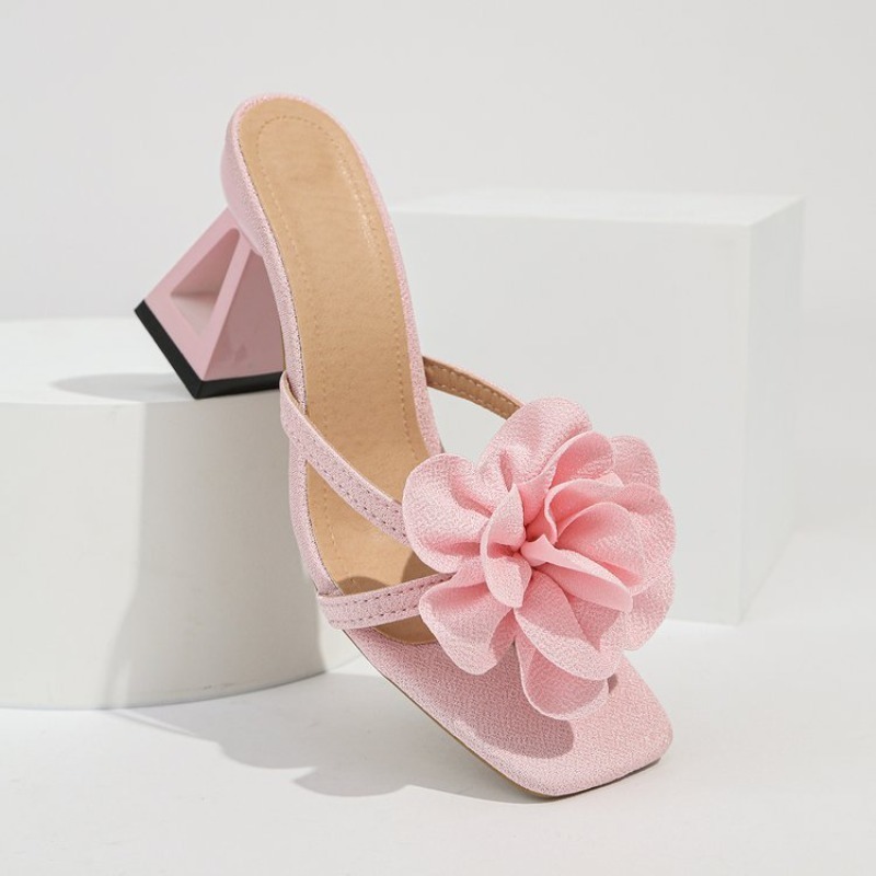 Womens 3D Flower Decor Sandals - огляд і ціна Spaghetti Strap Dress